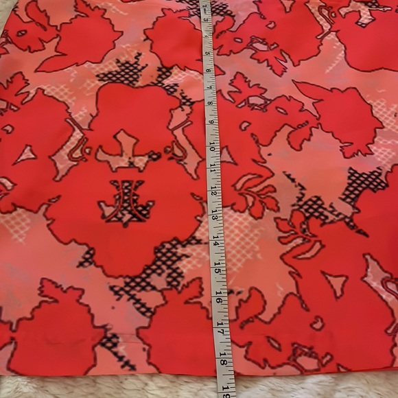 Lija tennis/golf skirt, lined. Bright salmon color, size 12 - Picture 6 of 6